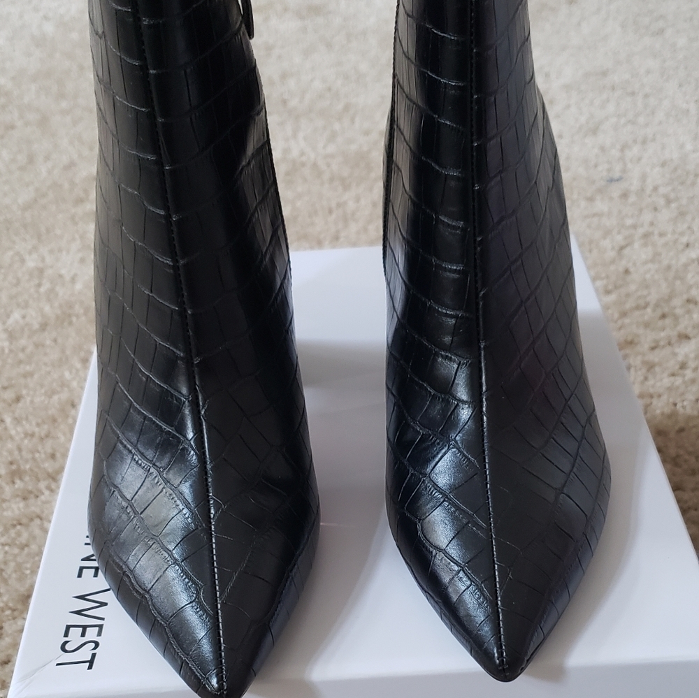 Nine West Black Textue Ankle Boot